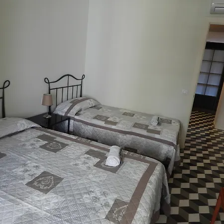 Vistes Al Riu Apartment